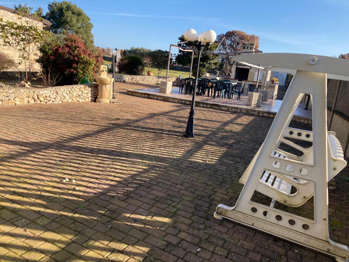 Case Vacanza E Camere In Villa Isabella Con Parcheggio Custodito E Wifi Gioia Del Colle Exterior foto