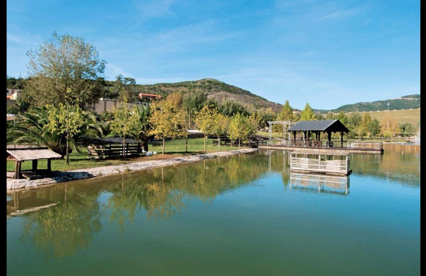 Case Vacanza E Camere In Villa Isabella Con Parcheggio Custodito E Wifi Gioia Del Colle Exterior foto