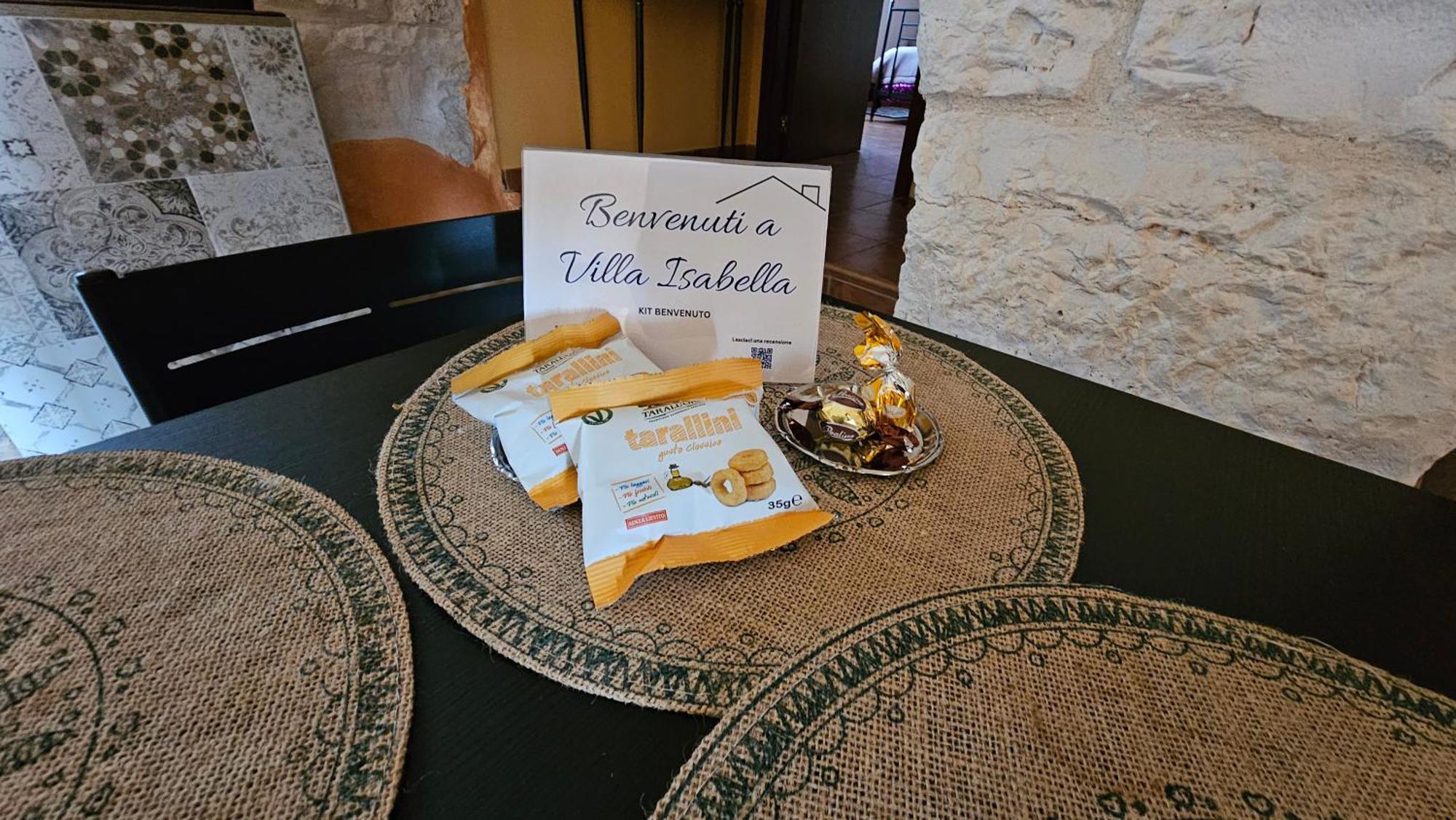 Case Vacanza E Camere In Villa Isabella Con Parcheggio Custodito E Wifi Gioia Del Colle Exterior foto