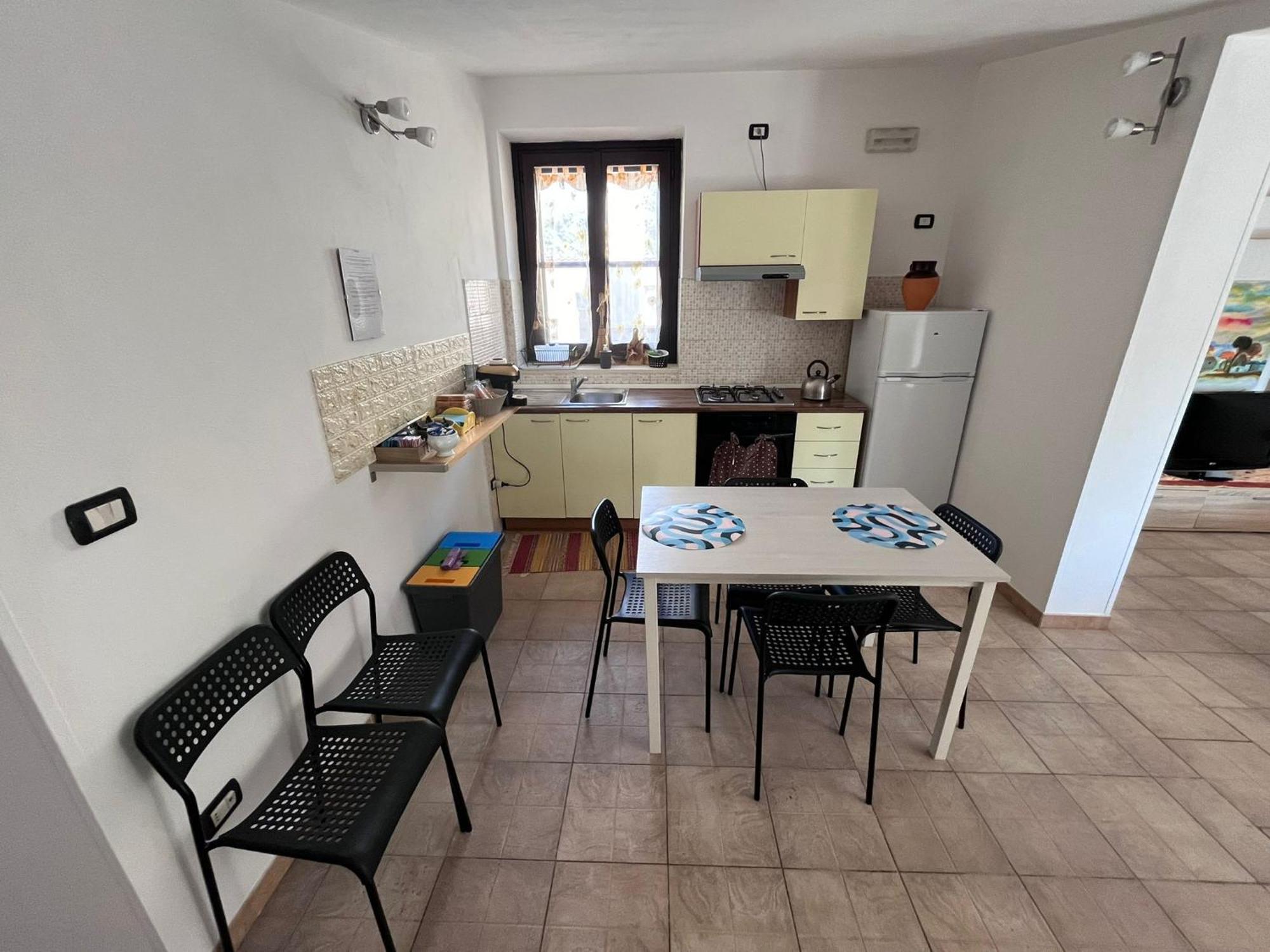 Case Vacanza E Camere In Villa Isabella Con Parcheggio Custodito E Wifi Gioia Del Colle Exterior foto