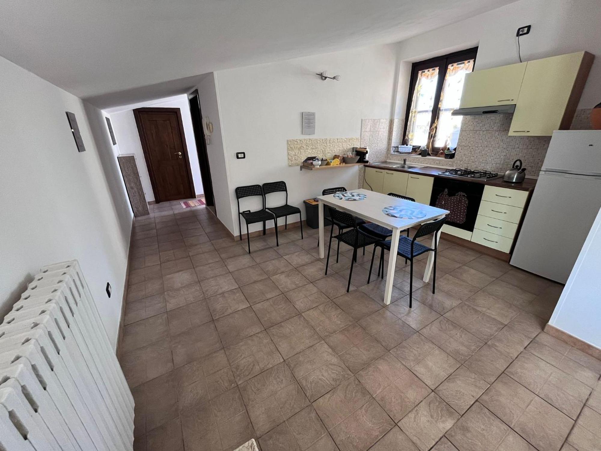 Case Vacanza E Camere In Villa Isabella Con Parcheggio Custodito E Wifi Gioia Del Colle Exterior foto