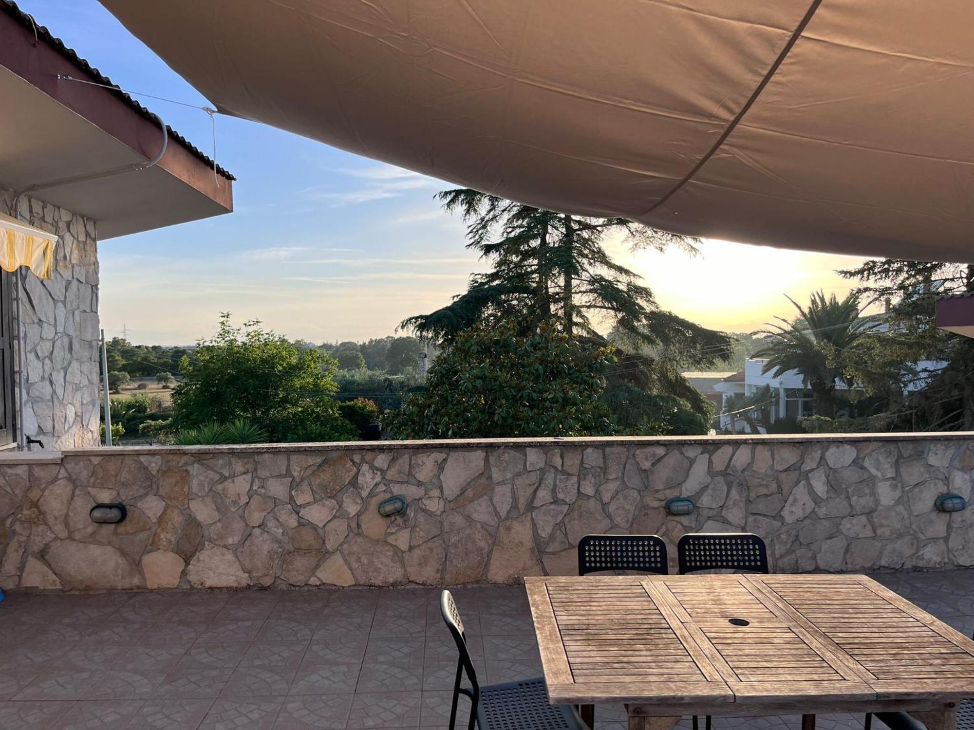 Case Vacanza E Camere In Villa Isabella Con Parcheggio Custodito E Wifi Gioia Del Colle Exterior foto